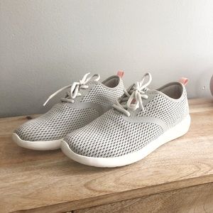 CROCS LiteRide Gray Sneakers Tennis Shoes Size 8